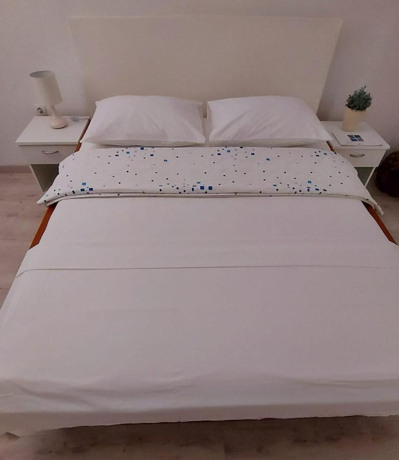 Apartments Santic 波达卡 外观 照片