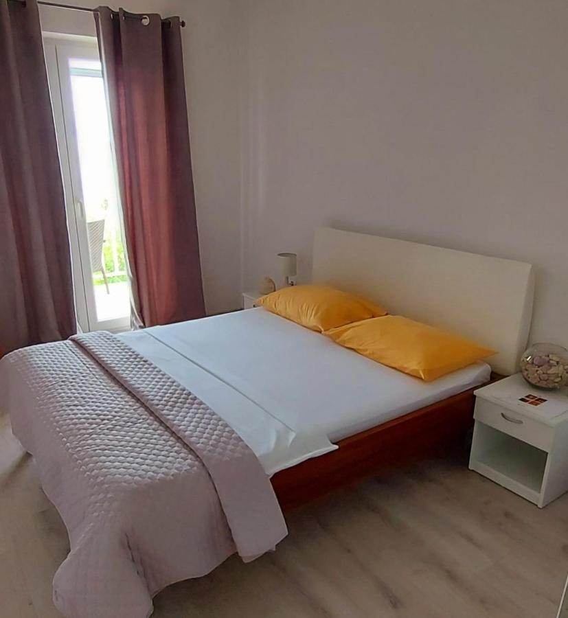 Apartments Santic 波达卡 外观 照片