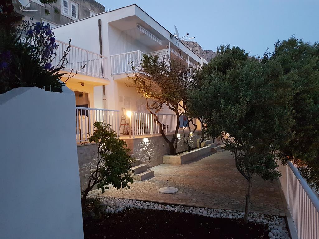Apartments Santic 波达卡 外观 照片